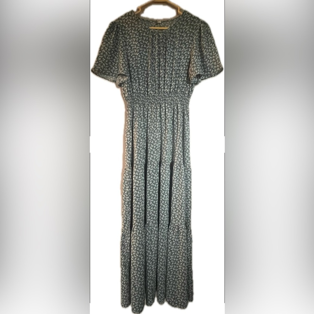 SHEIN Floral Patterned Maxi Dress. Excellent condition. Women’s size Large